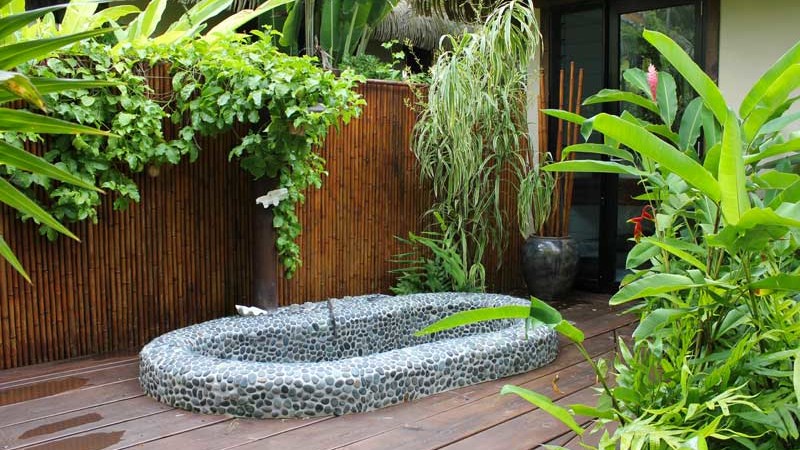 Heliconia Villa outdoor bath