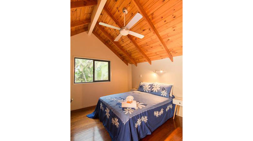 upstairs-bedroom1bed
