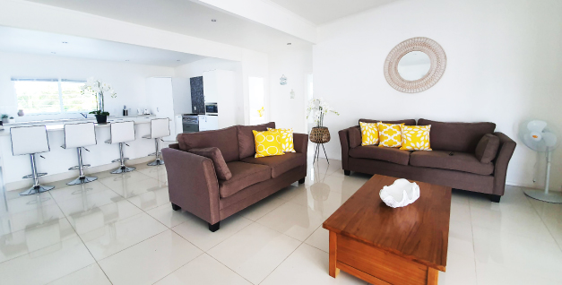 large self catering holiday house with pool rarotonga