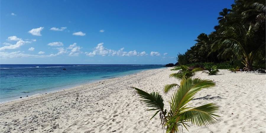 Black Rock Beach outside Blue Lagoon Villa