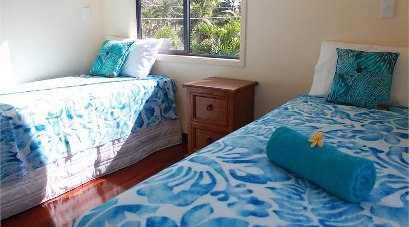 sunny single bedroom